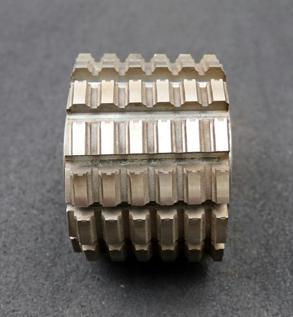 Bild des Artikels GWG-Keilwellen-Wälzfräser-spline-hob-6-Keile-18x22x5mm-mit-Höcker-Fertigfräser