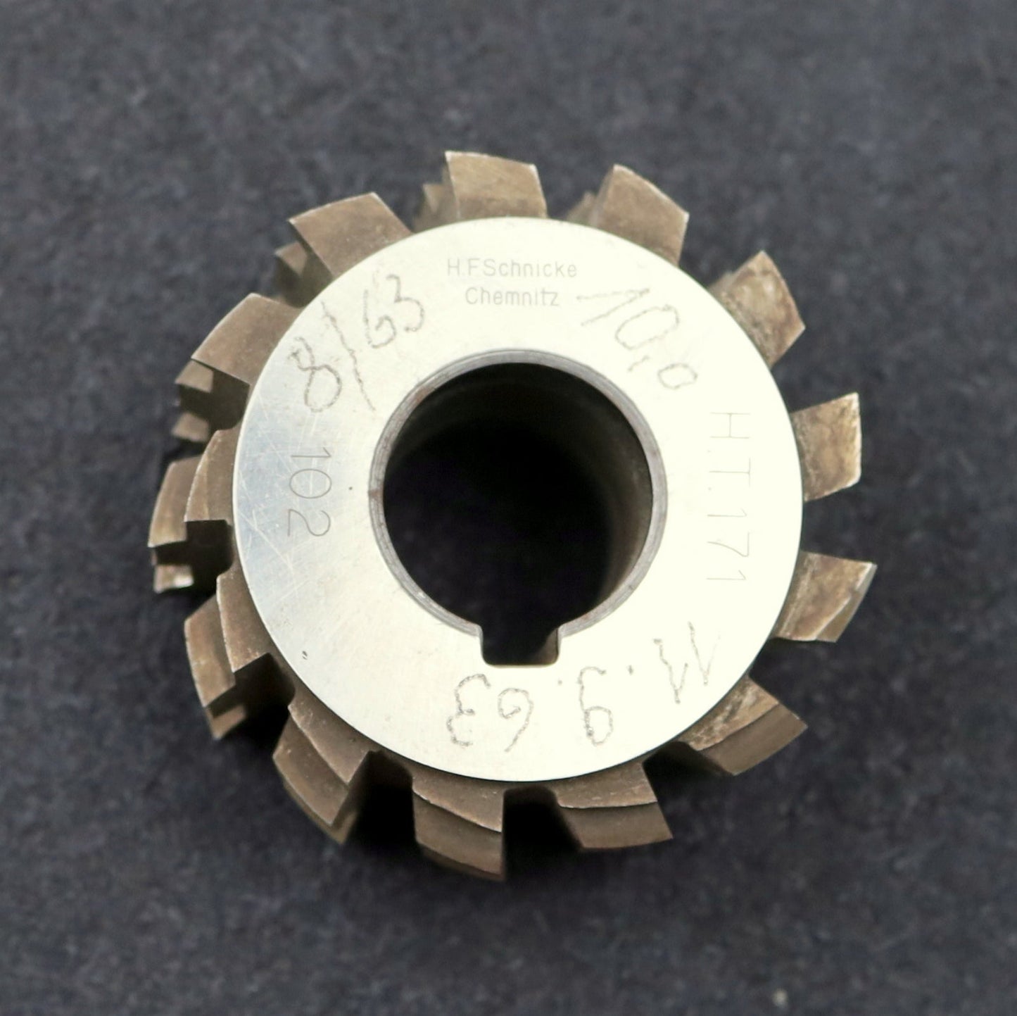 Bild des Artikels H.F.Schnicke-Keilwellen-Wälzfräser-spline-hob-6-Keile-32x38x8mm-mit-Höcker-LKN