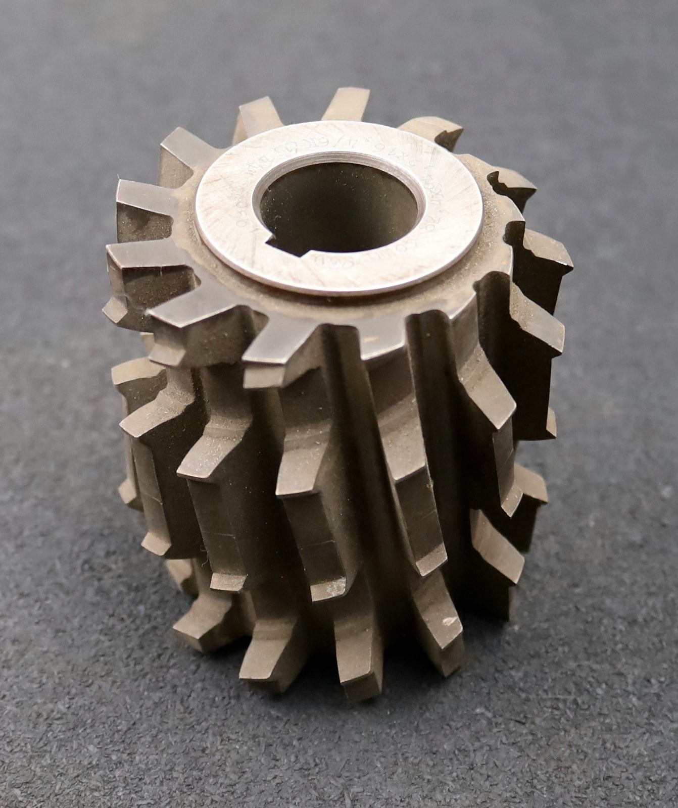 Bild des Artikels PWS-Keilwellen-Wälzfräser-spline-hob-6-Keile-82,4x94,5x16,4mm-mit-Höcker-1gg.Re