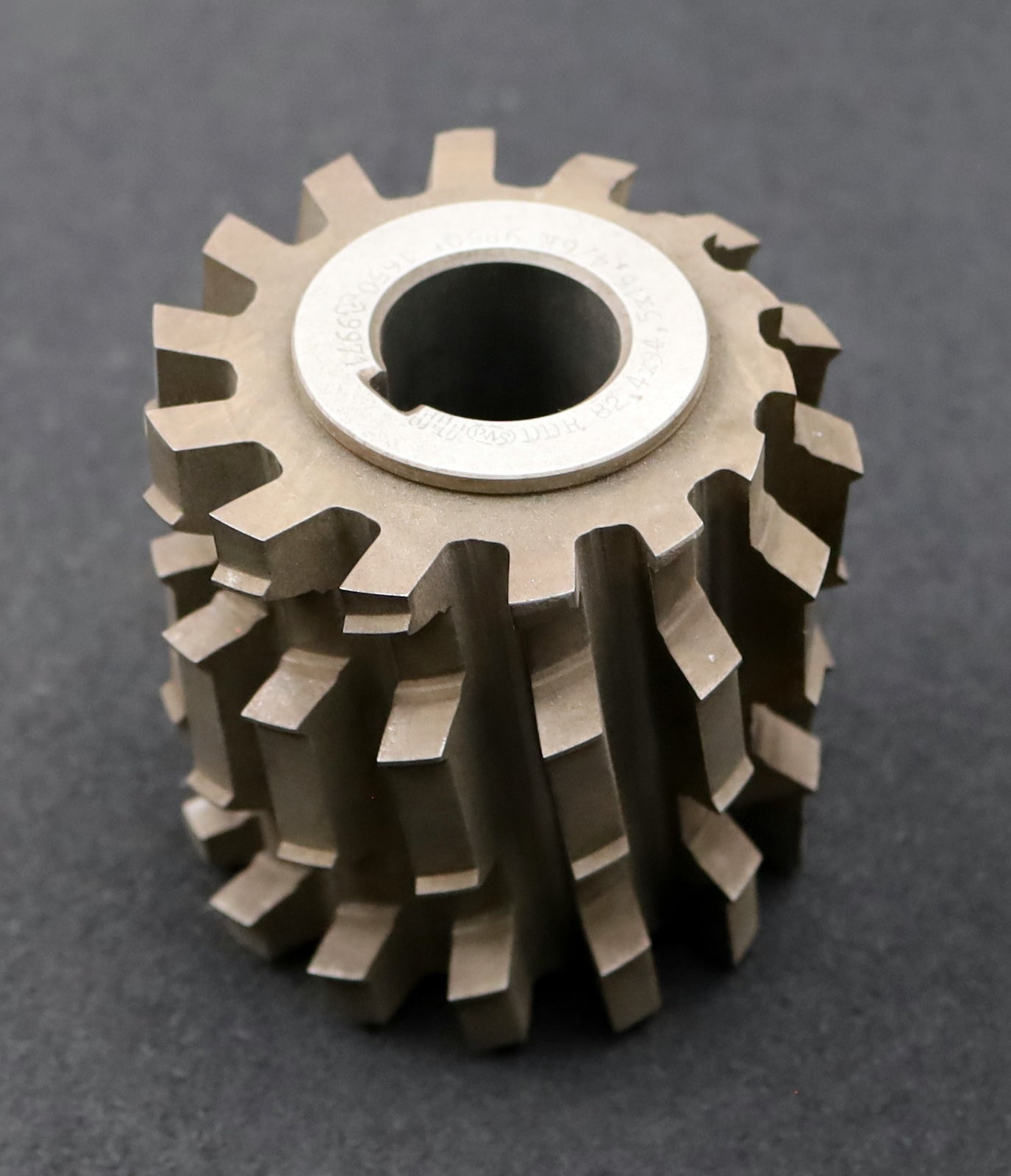 Bild des Artikels PWS-Keilwellen-Wälzfräser-spline-hob-6-Keile-82,4x94,5x16,4mm-mit-Höcker-LKN