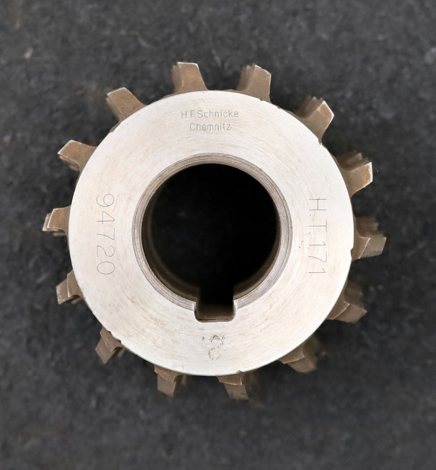 Bild des Artikels H.F.Schnicke-Keilwellen-Wälzfräser-spline-hob-6-Keile-32x38x8mm-Höcker-1gg.Re