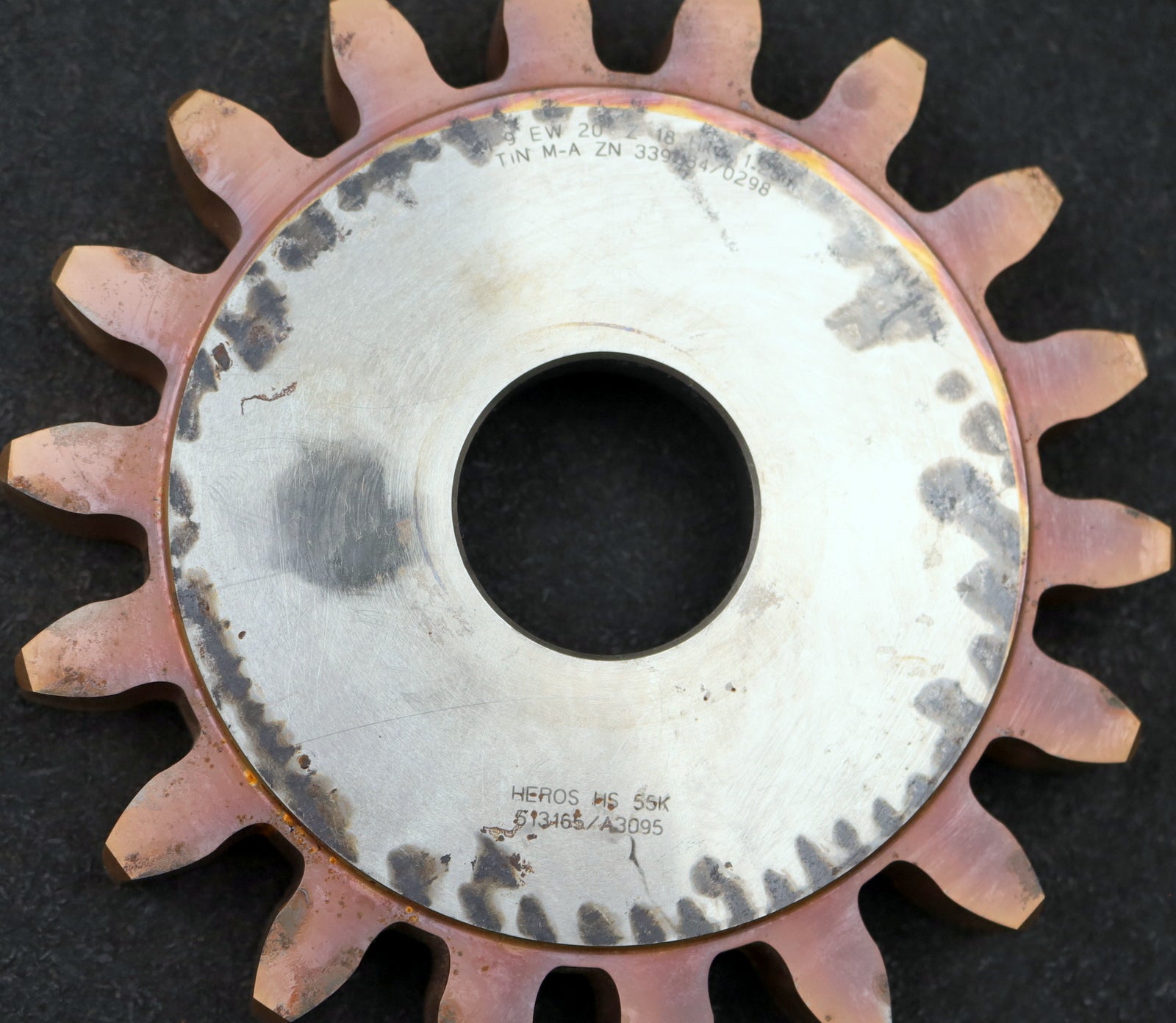 Bild des Artikels HEROS-Scheibenschneidrad-gear-shaper-m=-9mm-EGW=-20°-Z=-18-Hkw-1,25m