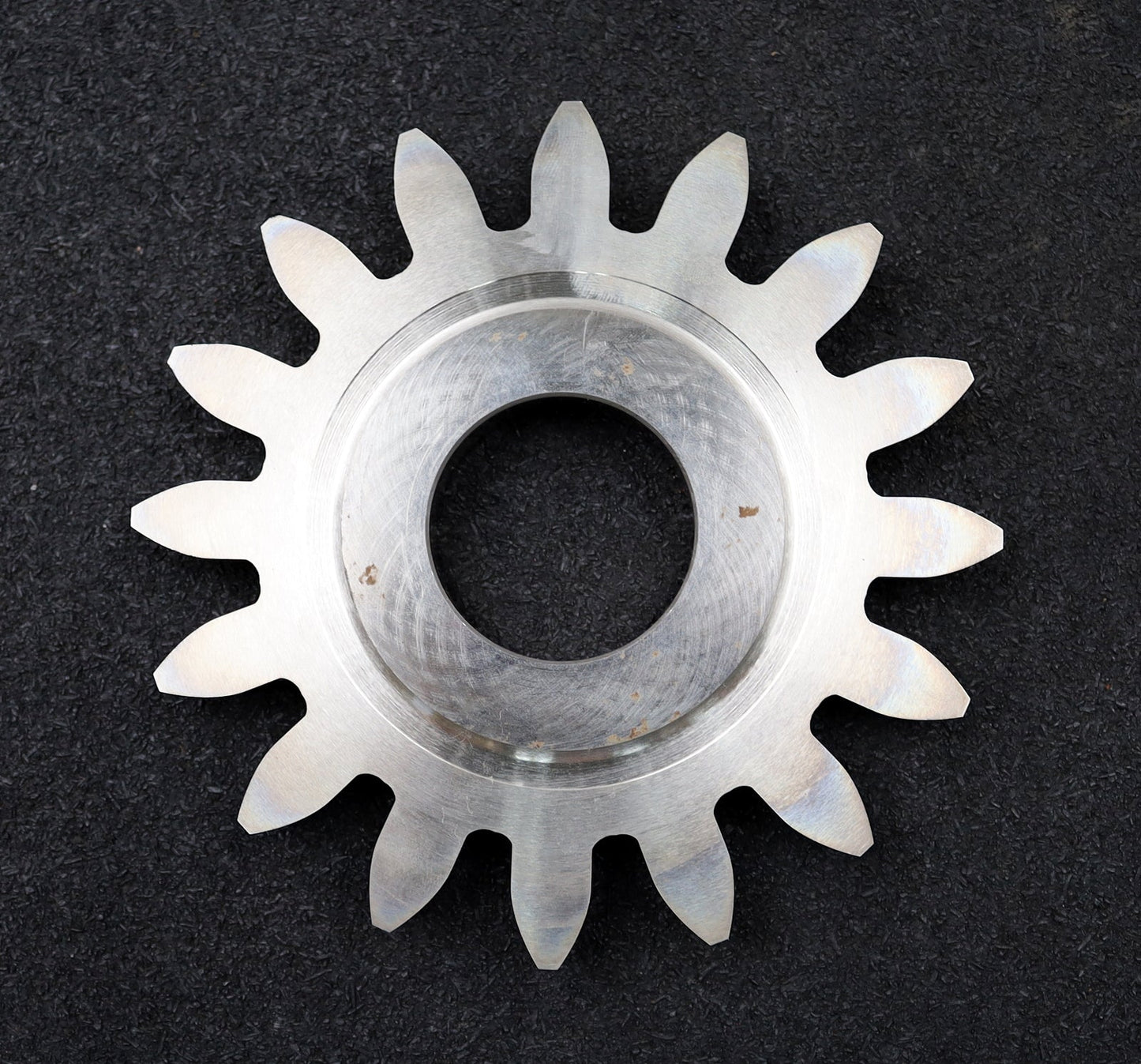 Bild des Artikels SIZ-/-СИЗ-Scheibenschneidrad-gear-shaper-m=-8mm-EGW=-20°-Z=-16-Ø-147x15xØ-1-3/4"