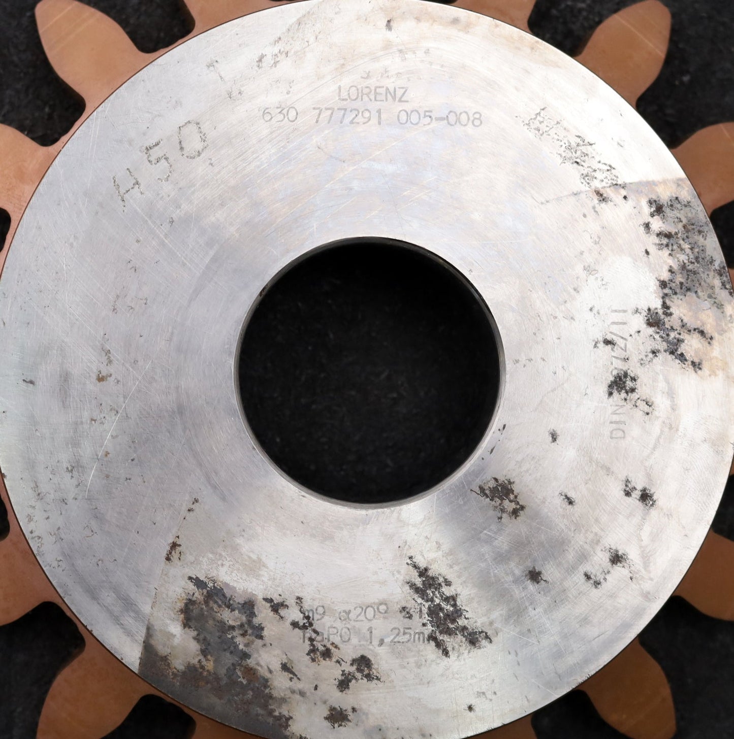 Bild des Artikels LORENZ-Glockenschneidrad-gear-shaper-m=-9mm-EGW-20°-Z=-18-haP0-1,25mn-gebraucht