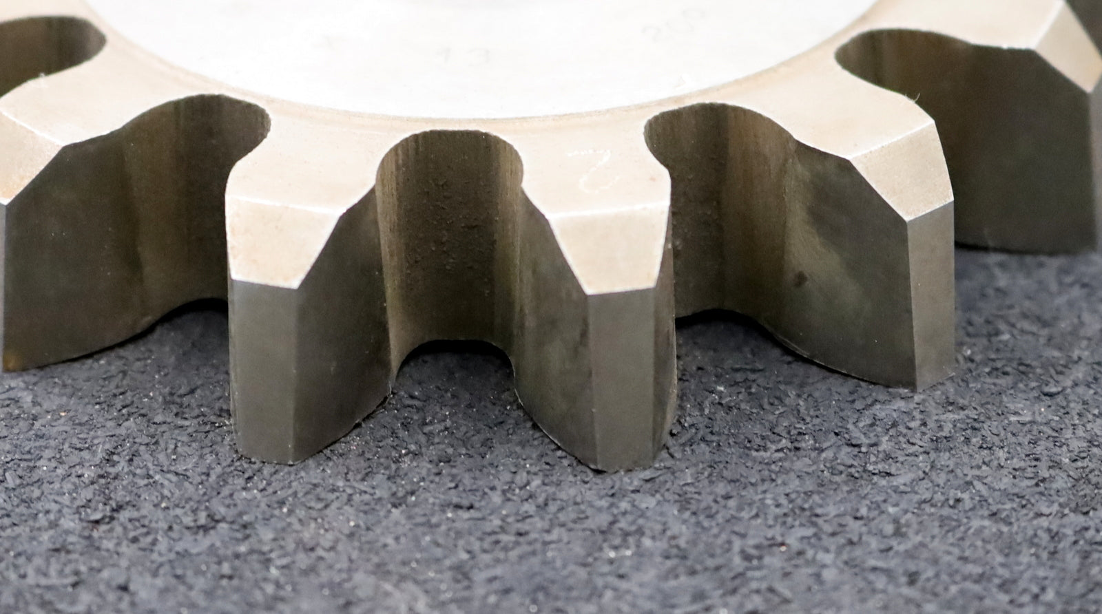 Bild des Artikels PWS-Scheibenschneidrad-gear-shaper-m=-8mm-EGW=-20°-Z=-13-Ø-122x22x-Ø-1-1/4"