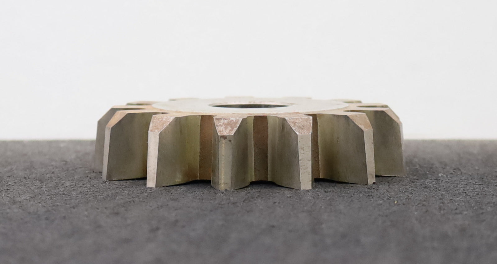 Bild des Artikels PWS-Scheibenschneidrad-gear-shaper-m=-8mm-EGW=-20°-Z=-13-Ø-122x26x-Ø-1-1/4"-