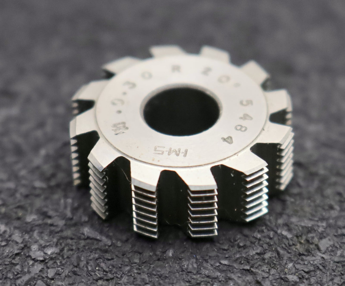 Bild des Artikels IMS-Vollstahl-Wälzfräser-m=-0,30mm-20°-EGW-DIN867-1gg.-Rechts-Ø24x8xØ8mm