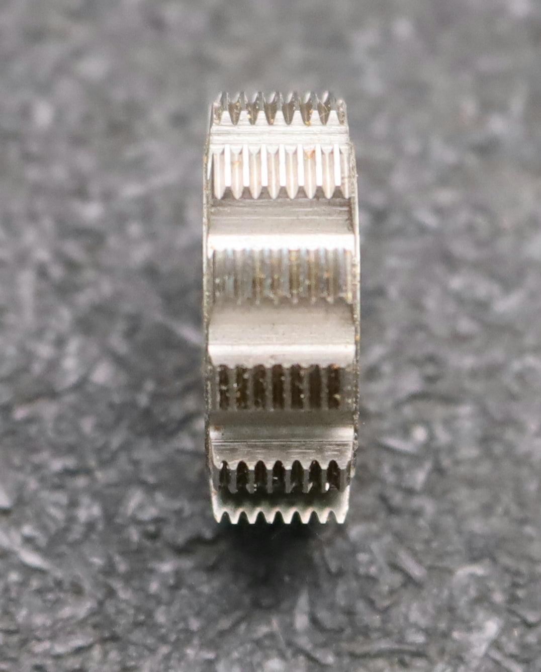 Bild des Artikels IMS-Vollstahl-Wälzfräser-m=-0,30mm-20°-EGW-DIN867-1gg.-Rechts-Ø24x8xØ8mm