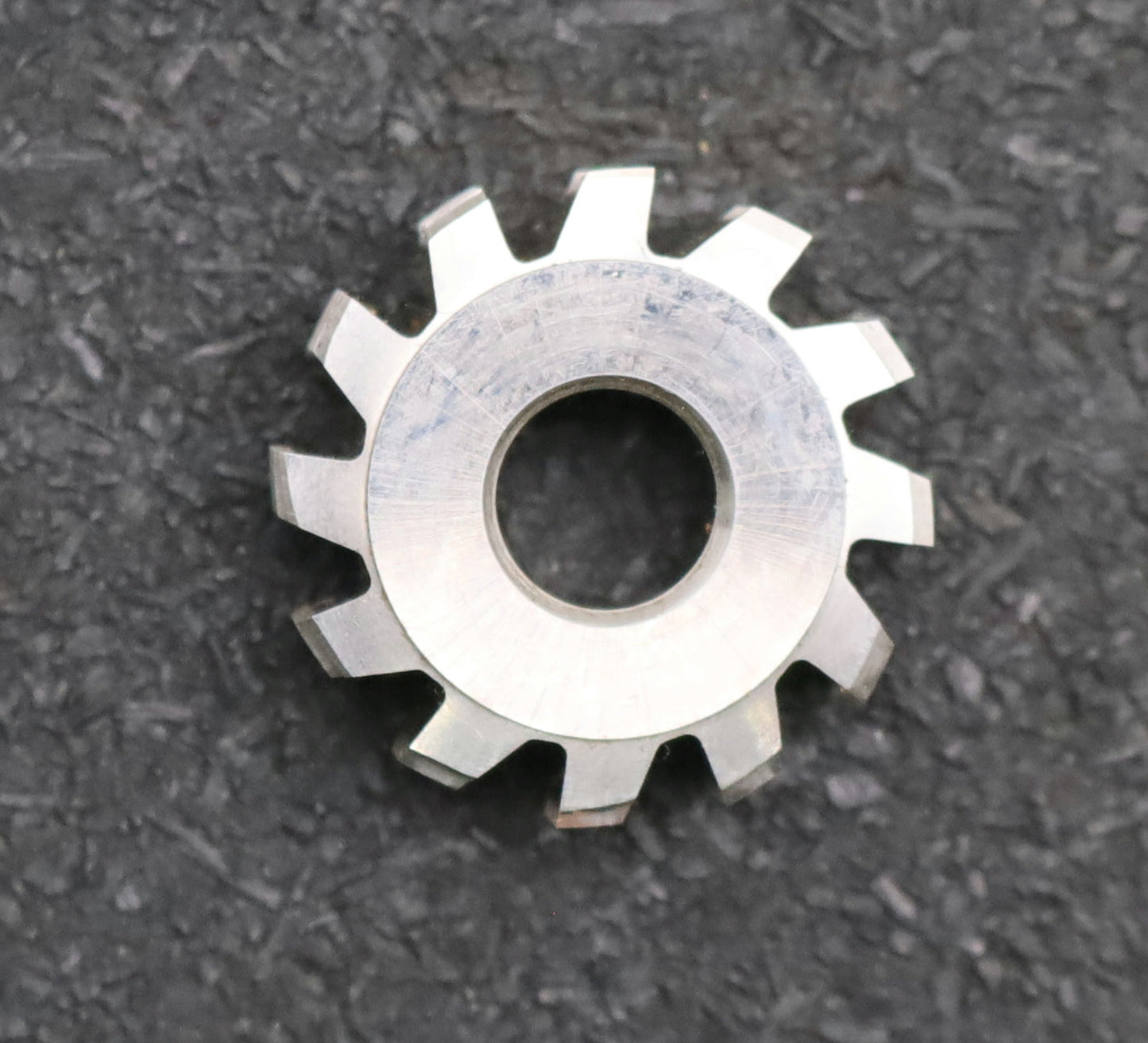Bild des Artikels IMS-Vollstahl-Wälzfräser-m=-0,36mm-20°-EGW-DIN867-1gg.-Rechts-12-Spannuten