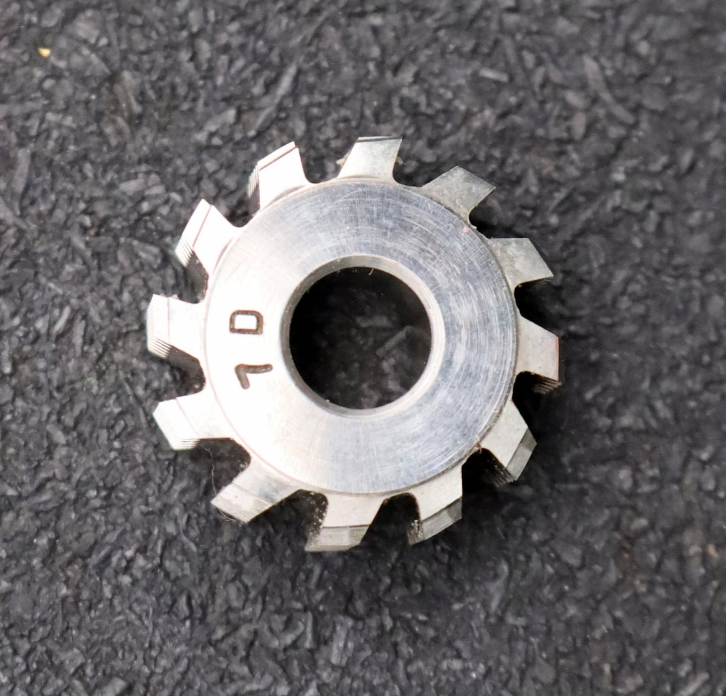 Bild des Artikels IMS-Vollstahl-Wälzfräser-m-=-0,485mm-20°-EGW-DIN867-1gg.-Rechts-Ø24x10xØ8mm