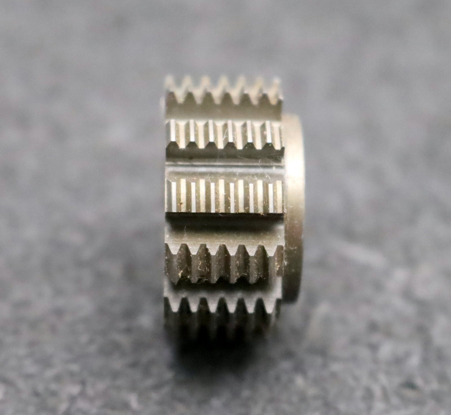 Bild des Artikels MORAT-Vollstahl-Wälzfräser-m-=-0,52mm-20°-EGW-Bezugsprofil-DIN867-1gg.-rechts