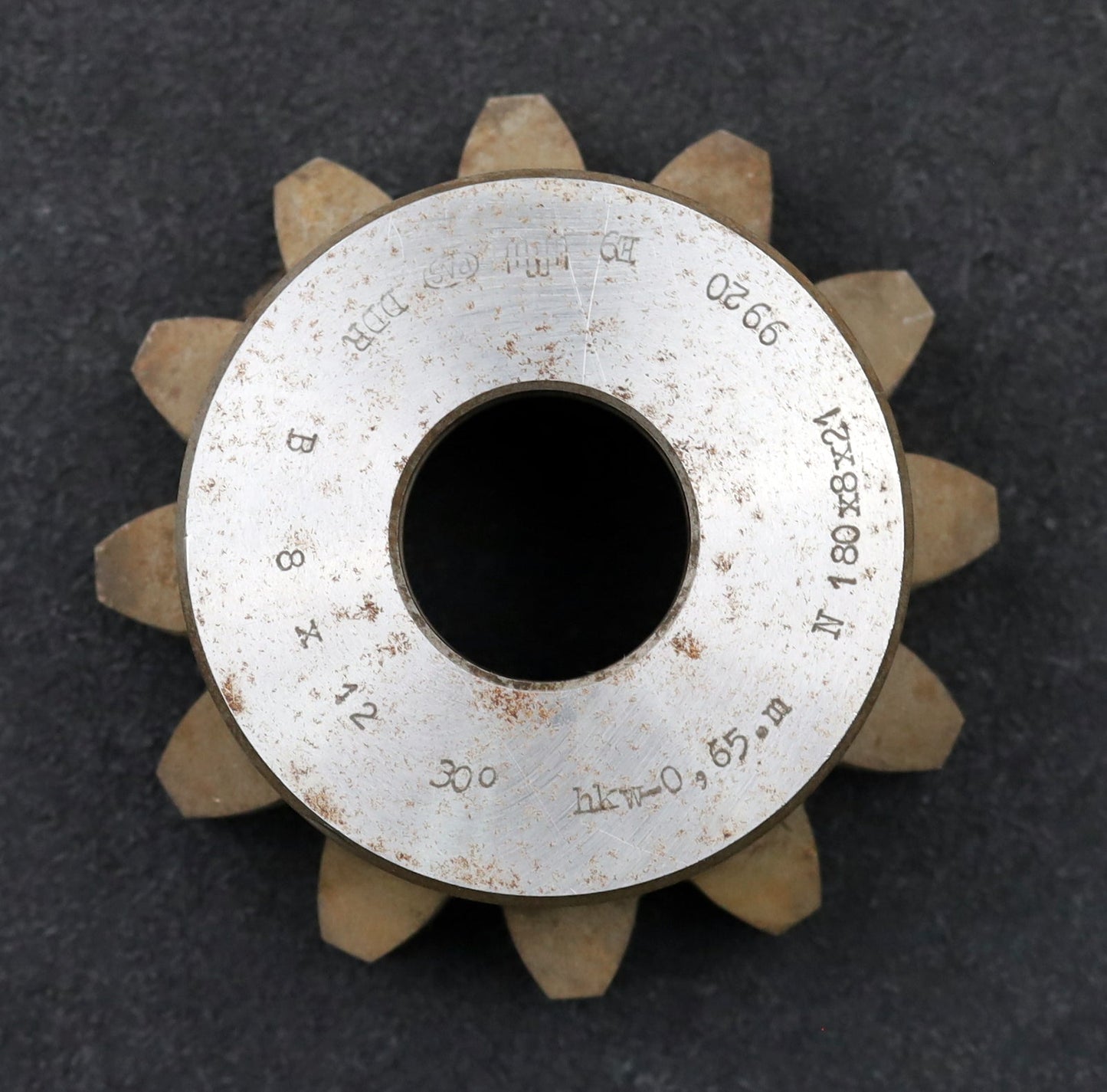 Bild des Artikels PWS-Glockenschneidrad-für-Zahnwellen-DIN5480-m=8mm-EGW-30°-Z=12-hkw-0,65m