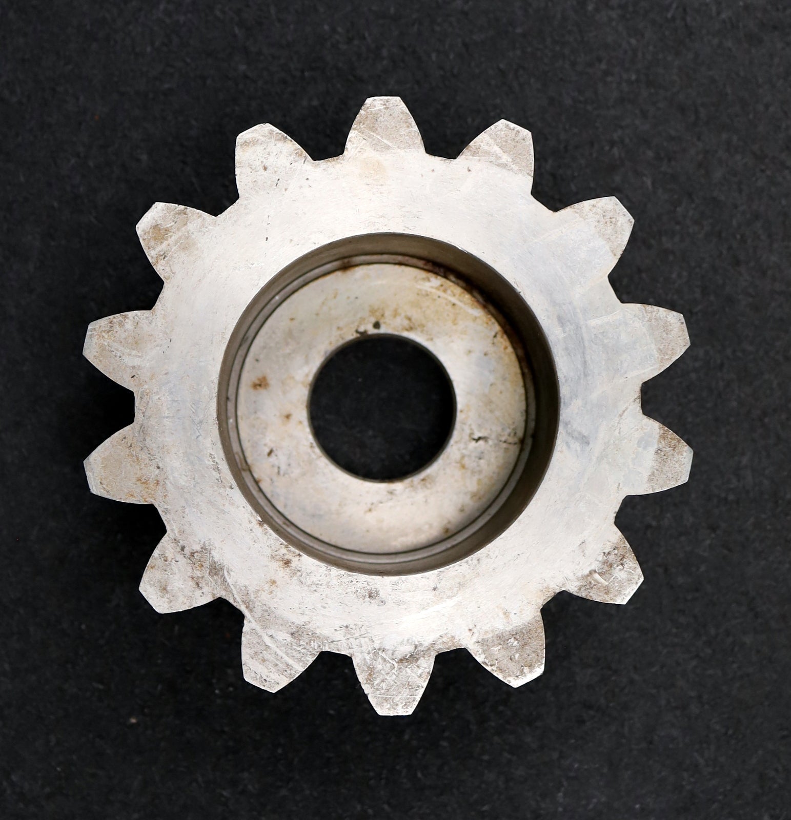 Bild des Artikels PWS-Glockenschneidrad-für-Zahnwellen-DIN5480-m=8mm-EGW-30°-Z=14-Restbreite-5mm