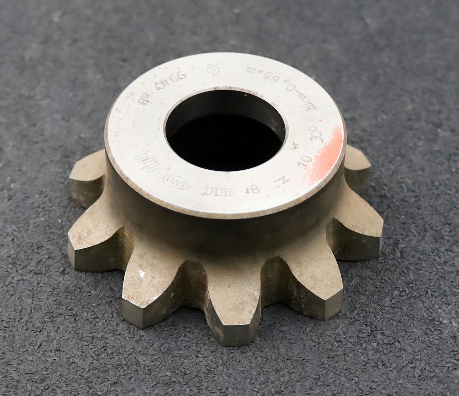 Bild des Artikels PWS-Glockenschneidrad-für-Zahnwellen-DIN5480-m=8mm-EGW-30°-Z=10-Ø91x36xØ1-1/4"