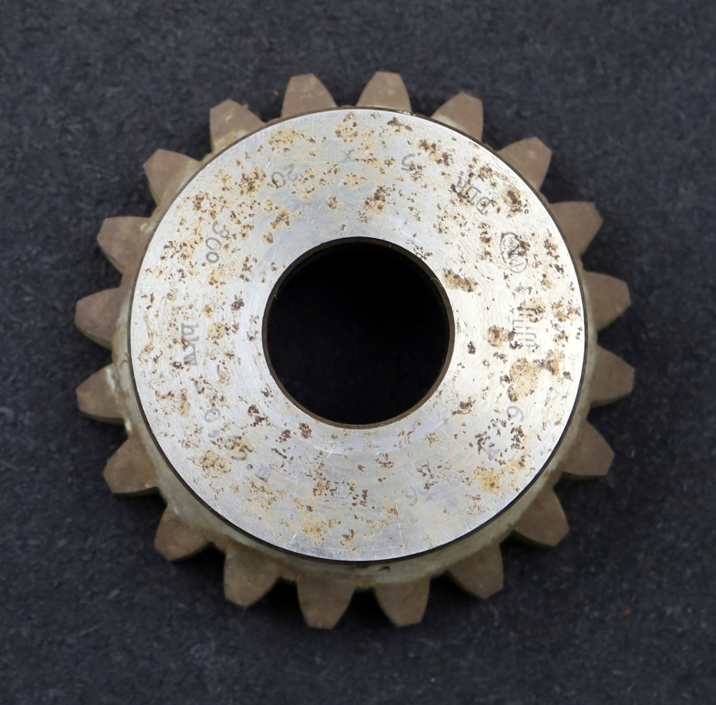 Bild des Artikels PWS-Glockenschneidrad-für-Zahnwellen-DIN5480-m=5mm-EGW-30°-Z=20-Ø107x41xØ1-1/4"