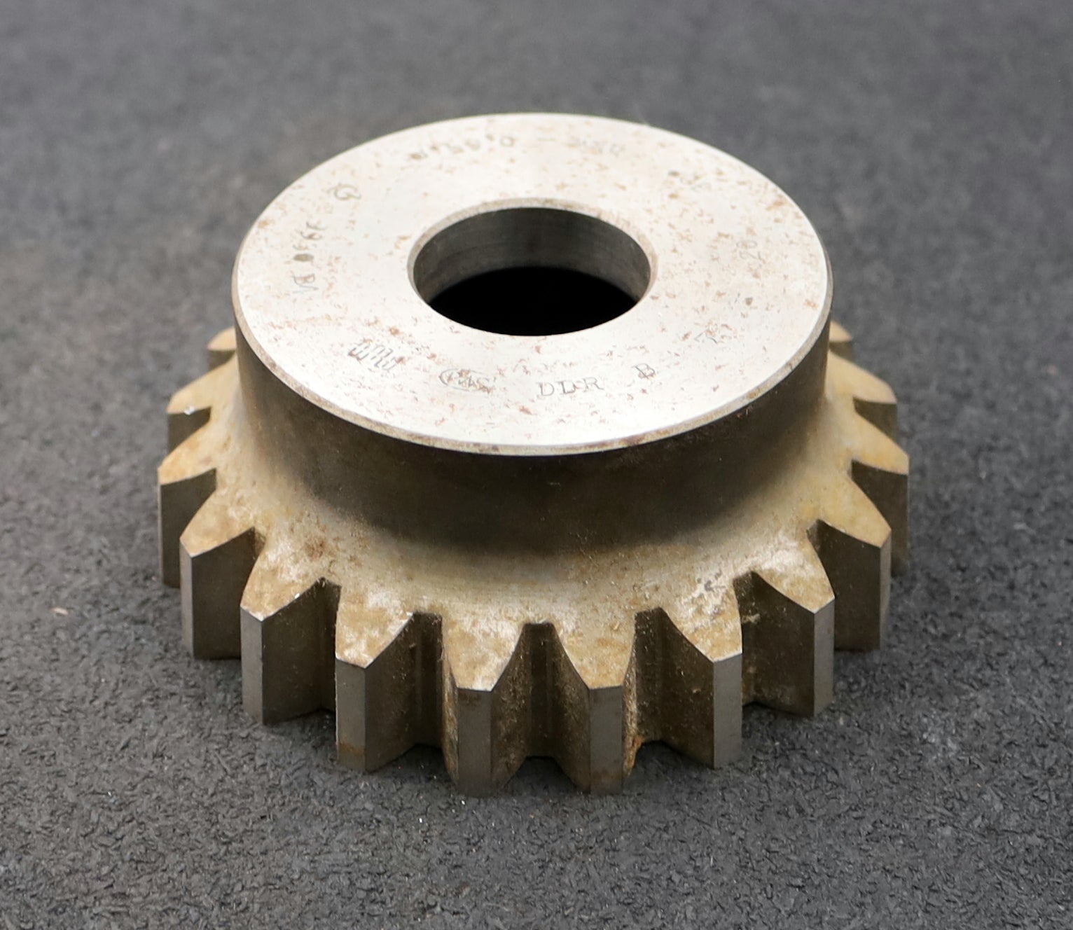 Bild des Artikels PWS-Glockenschneidrad-für-Zahnwellen-DIN5480-m=5mm-EGW-30°-Z=20-Ø108x47xØ1-1/4"