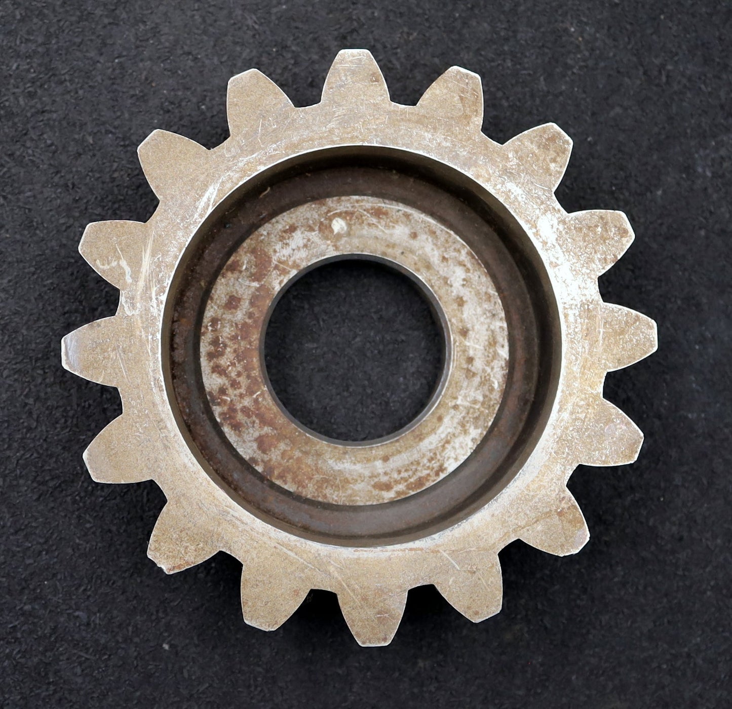 Bild des Artikels LORENZ-Glockenschneidrad-für-Zahnwellen-DIN5480-m=8mm-EGW-30°-Z=16-haP0-0,65mn