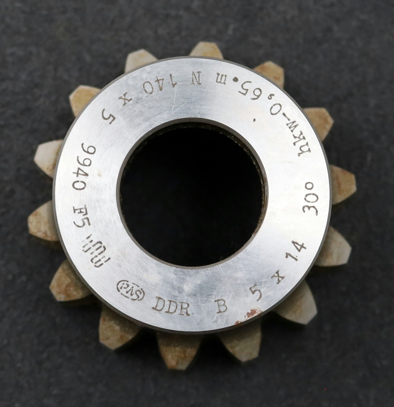 Bild des Artikels PWS-Glockenschneidrad-für-Zahnwellen-DIN5480-m=5mm-EGW-30°-Z=14-Ø81x45xØ1-1/4"