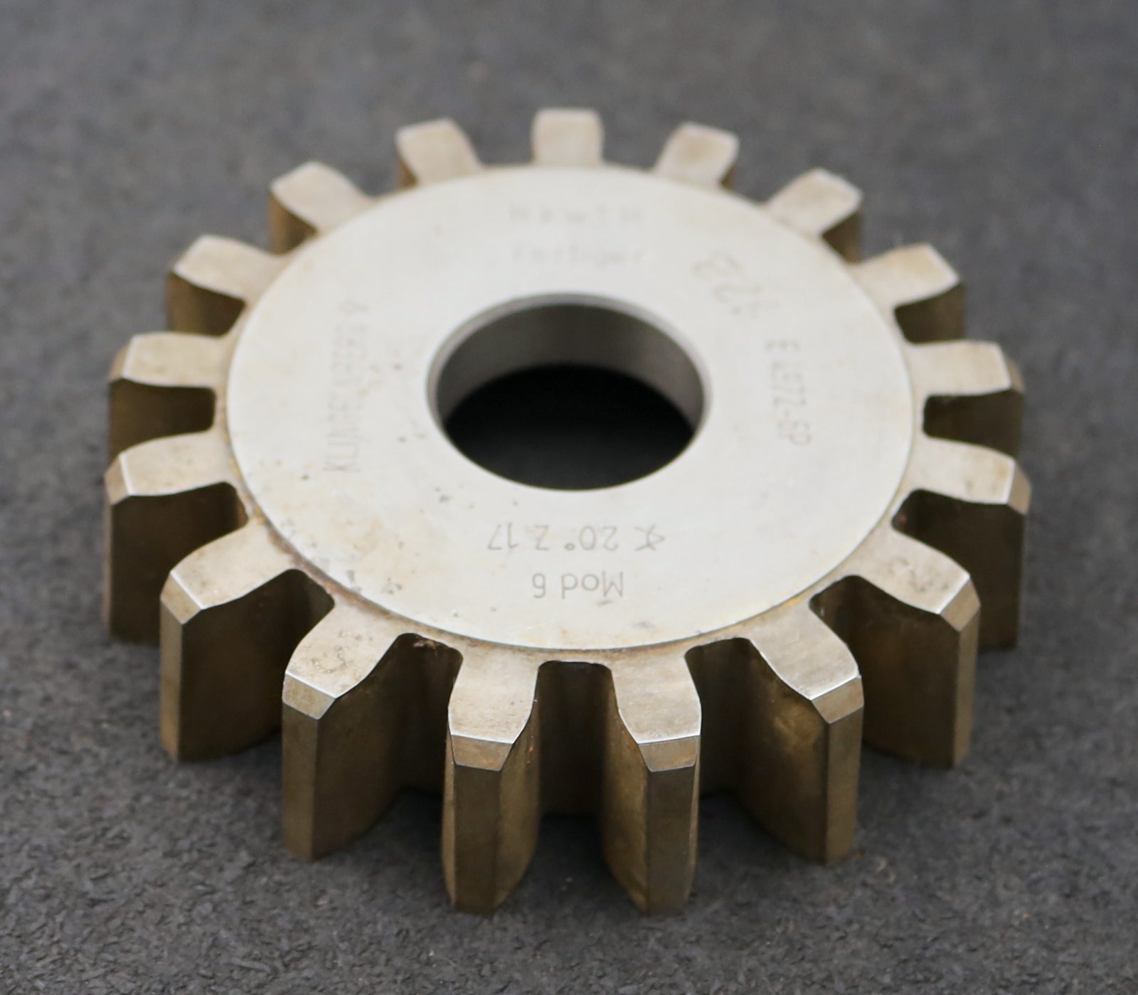 Bild des Artikels KLINGELNBERG-Scheibenschneidrad-m=6mm-EGW-20°-Z=17-Hkw1M-Ø114x26xØ1-1/4"