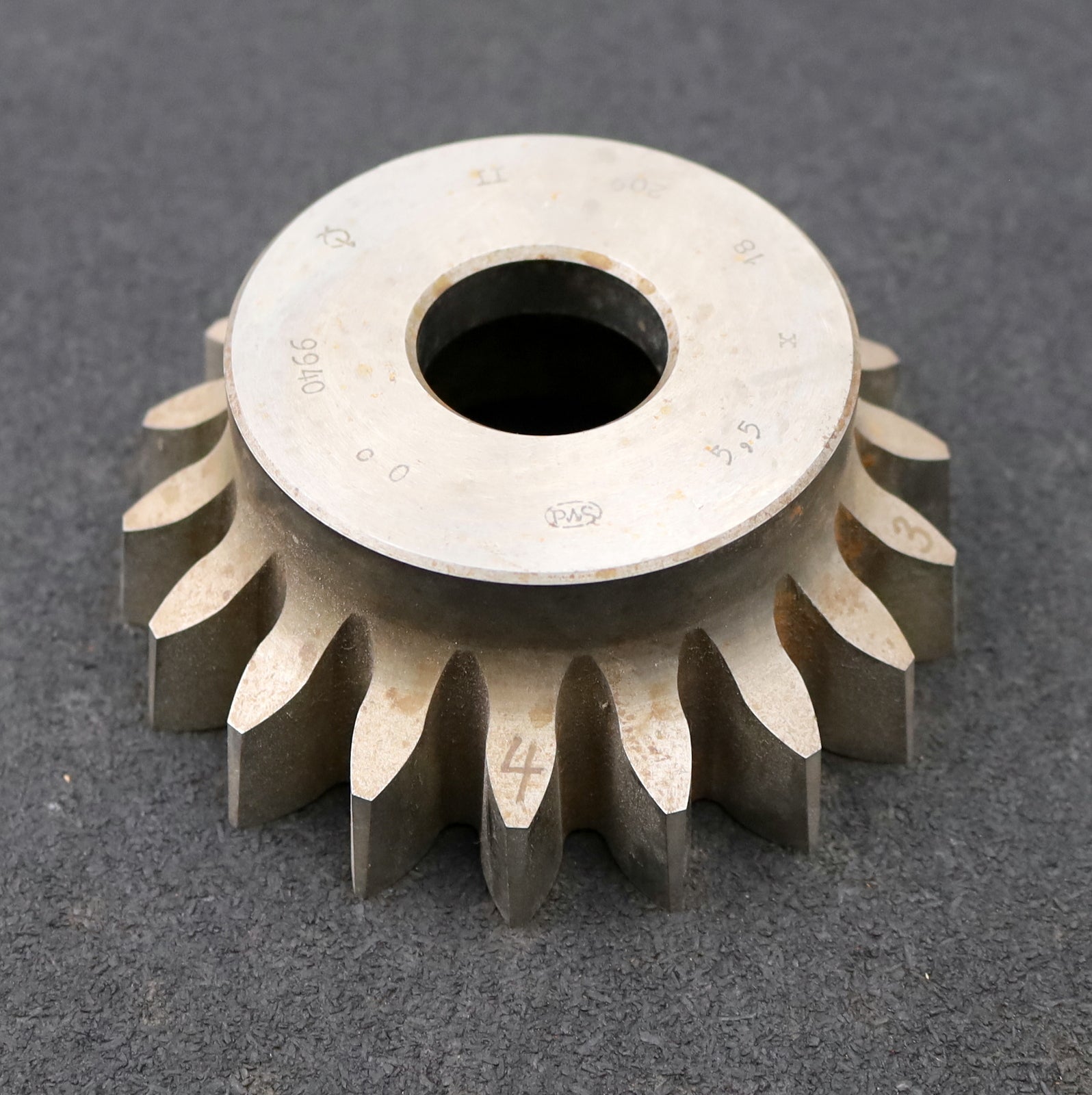 Bild des Artikels PWS-Glockenschneidrad-gear-shaper-m=-5,5mm-EGW-20°-Z-=18-BP-II-Ø115x46xØ1-1/4"