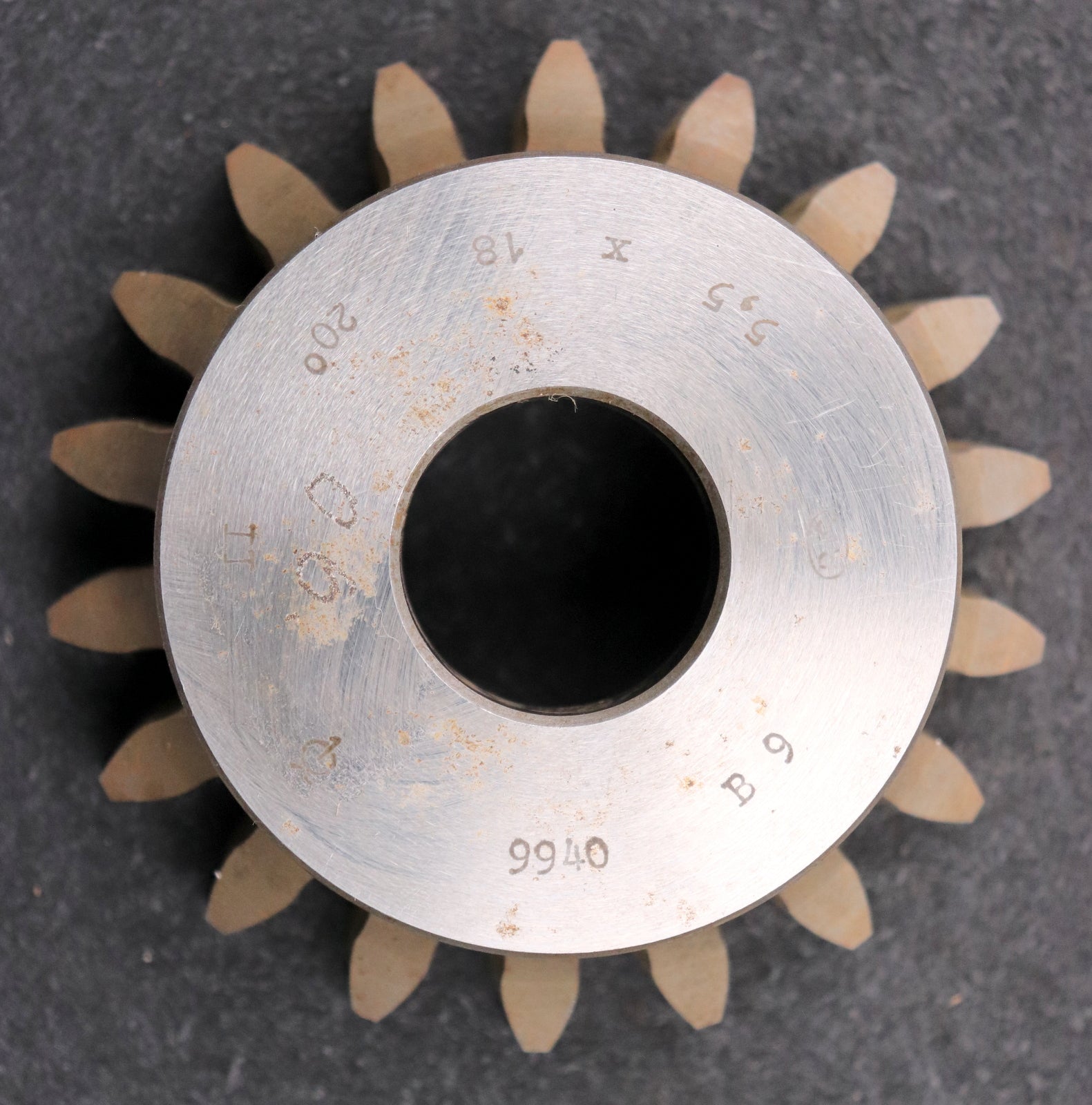 Bild des Artikels PWS-Glockenschneidrad-gear-shaper-m=-5,5mm-EGW-20°-Z=-18-BP-II-Ø115x46xØ1-1/4"