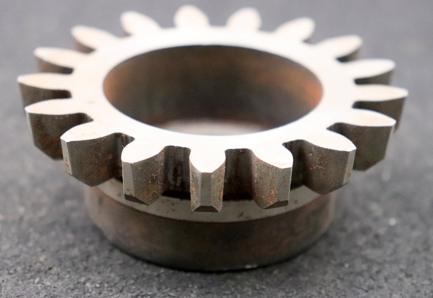 Bild des Artikels KLINGELNBERG-Scheibenschneidrad-m=-4,5mm-EGW-20°-Z=17-Hkw-1,25m-Ø86x33xØ1-1/4"