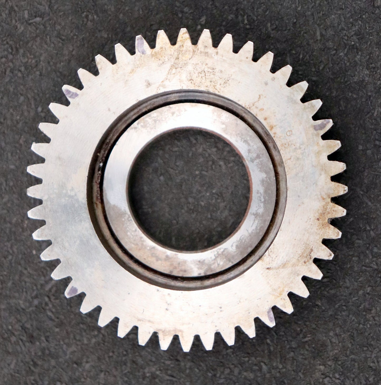 Bild des Artikels NACHI-Schaftschneidrad-gear-shaper-m=-1,75mm-EGW-20°-Z=-44-Ø81x17xØ1-1/4"