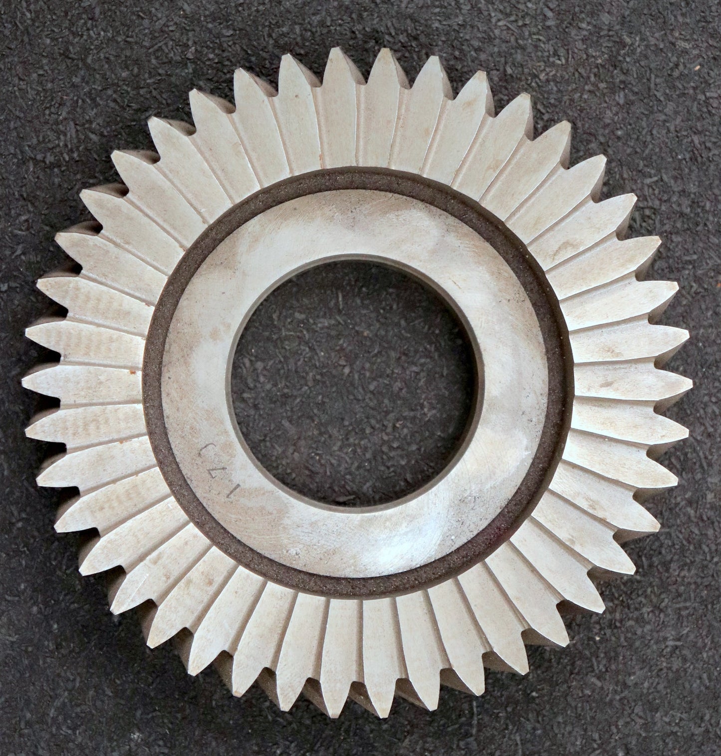 Bild des Artikels PWS-Scheibenschneidrad-mit-Treppenschliff-m=-2,5mm-EGW-20°-Z=-42-Ø116x24xØ1-3/4"
