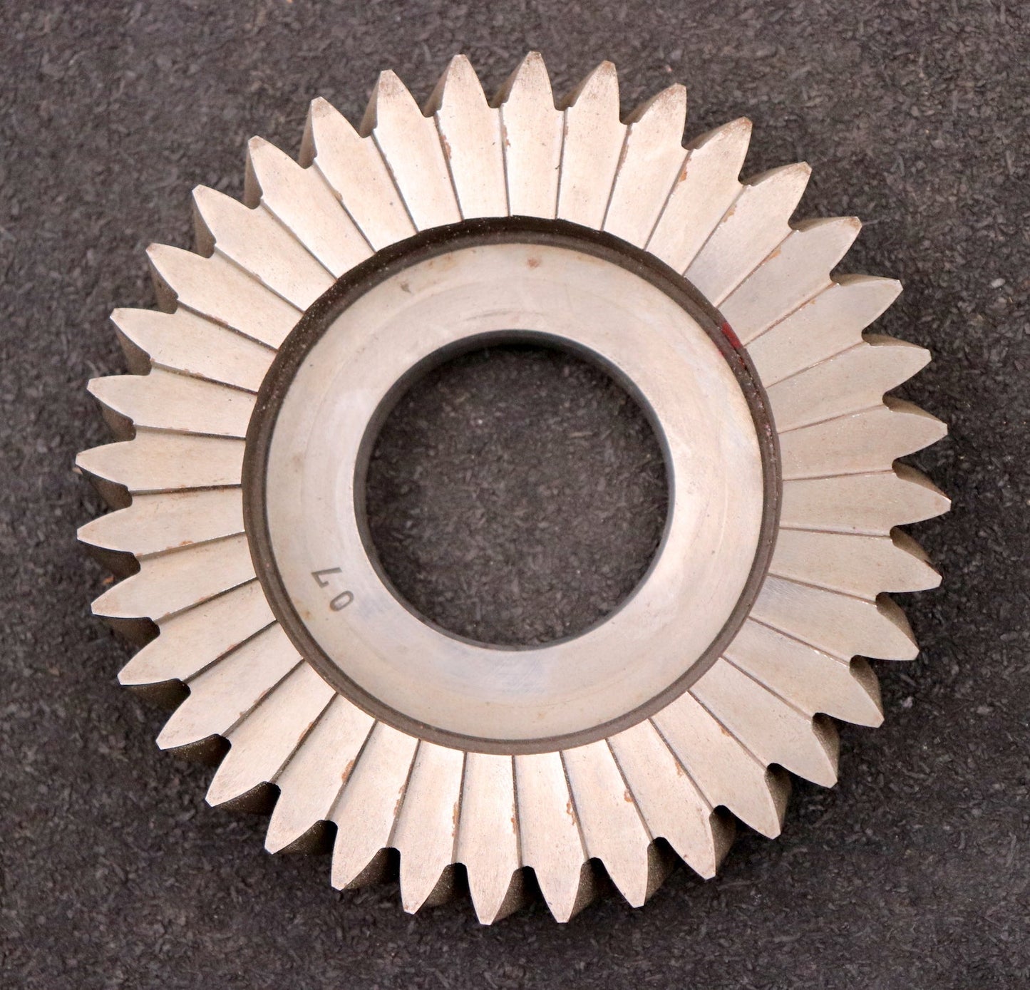 Bild des Artikels PWS-Scheibenschneidrad-mit-Treppenschliff-m=-3mm-EGW-20°-Z=-36-Ø121x25xØ1-3/4"