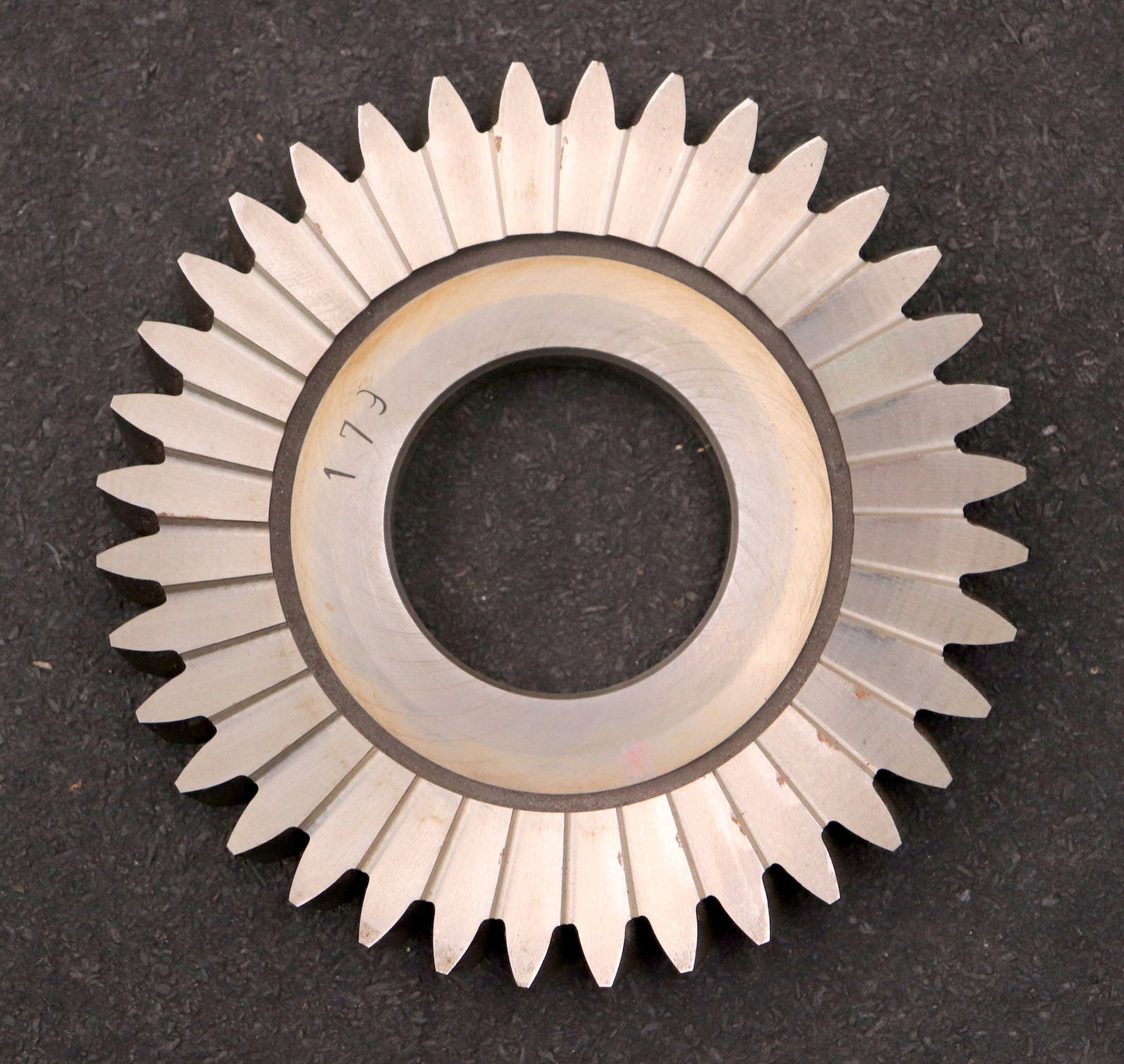Bild des Artikels PWS-Scheibenschneidrad-mit-Treppenschliff-m=-3mm-EGW-20°-Z=-36-Ø121x17xØ1-3/4"