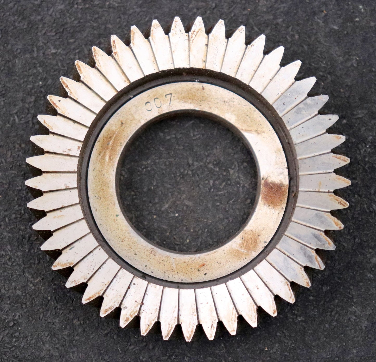 Bild des Artikels PWS-Scheibenschneidrad-mit-Treppenschliff-m=-2mm-EGW-20°-Z=-45-ß-15°26'21"-BP-II