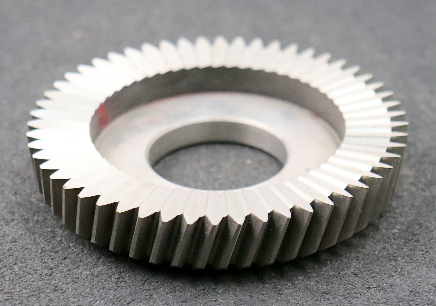 Bild des Artikels PWS-Scheibenschneidrad---Treppenschliff-m=-2mm-EGW-20°-Z=-54-Ø118x24xØ1-3/4"