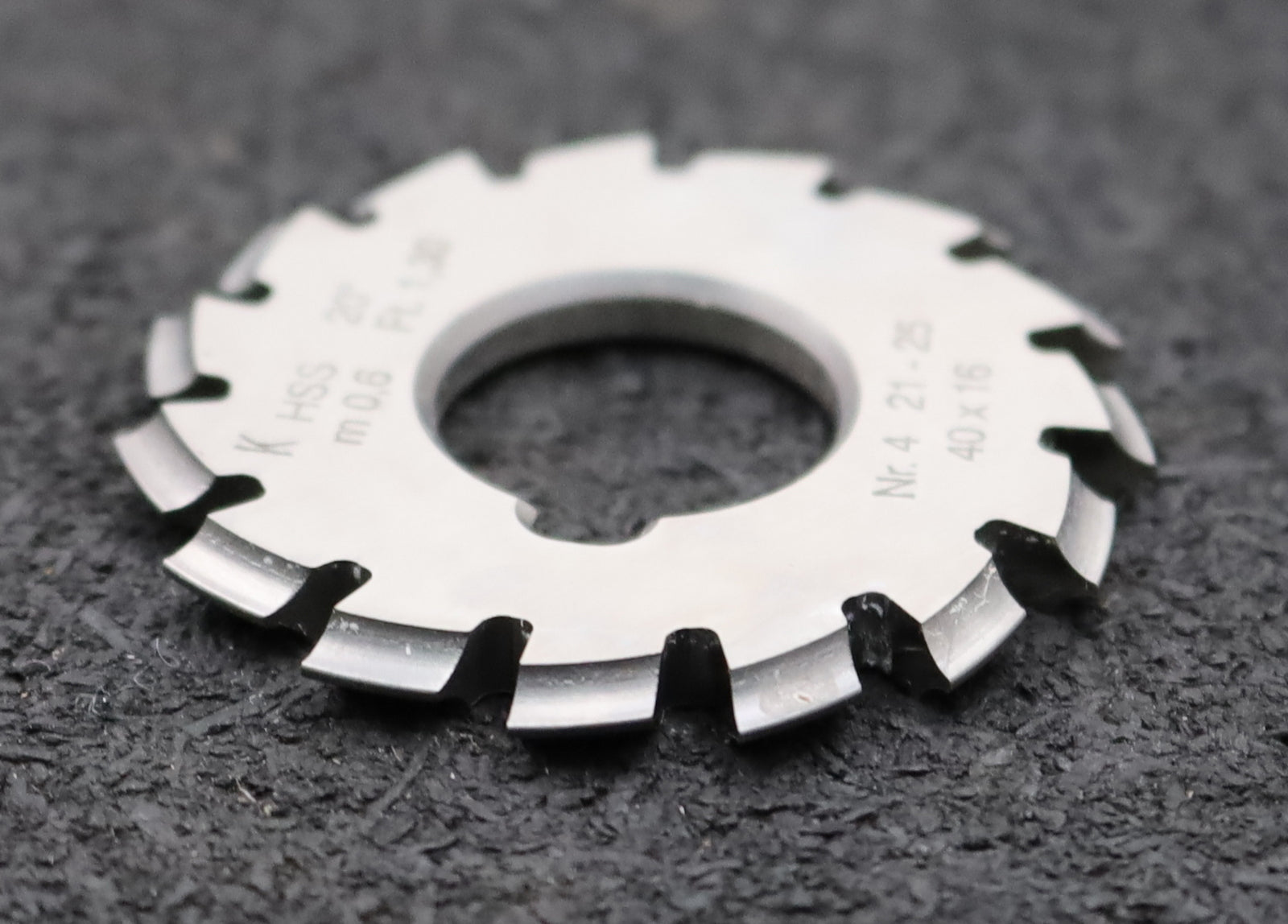 Bild des Artikels DOLD-Zahnformfräser-m=-0,6mm-No.-4-für-Z=-21-25-EGW-20°-gear-profile-cutter