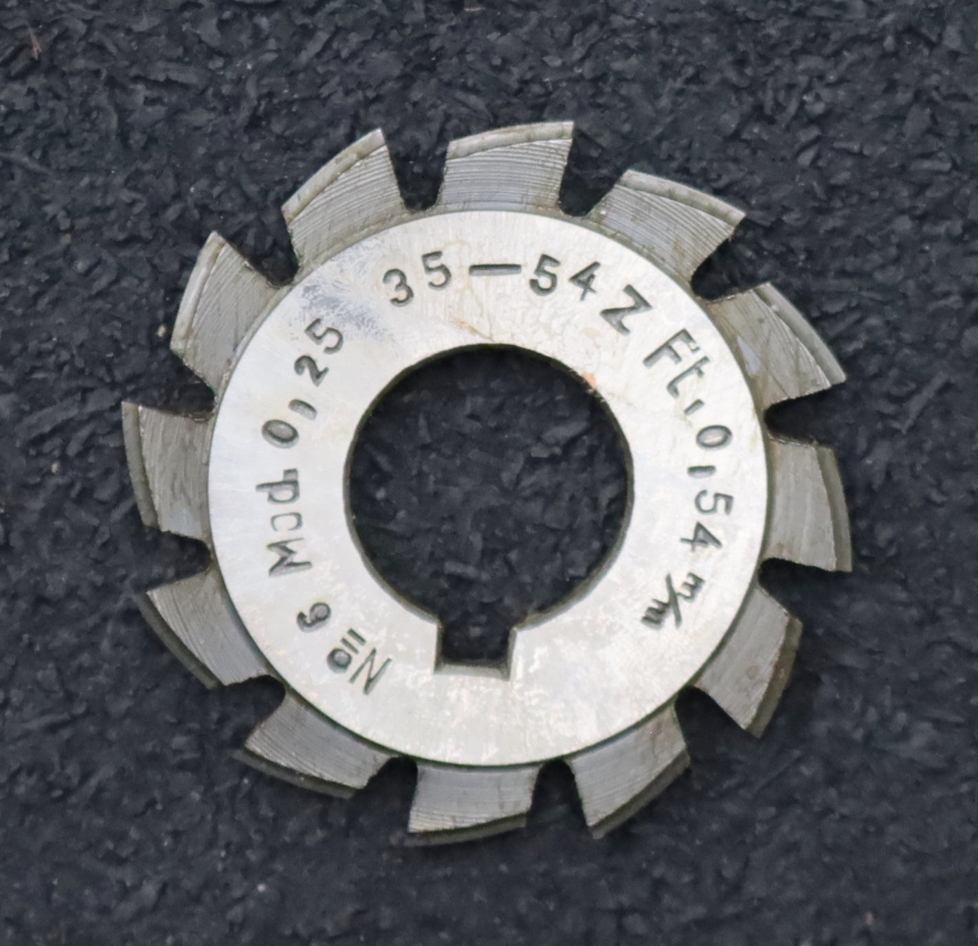 Bild des Artikels DOLD-Zahnformfräser-m=-0,25mm-No.-6-für-Z=-35-54-EGW-15°-gear-profile-cutter