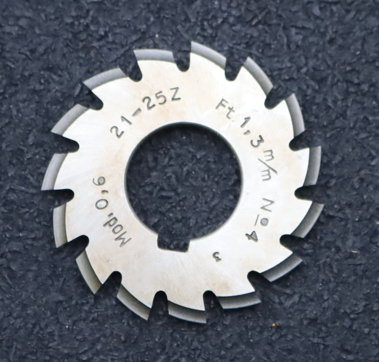 Bild des Artikels DOLD-Zahnformfräser-m=-0,6mm-No.-4-für-Z=-21-25-EGW-15°-gear-profile-cutter