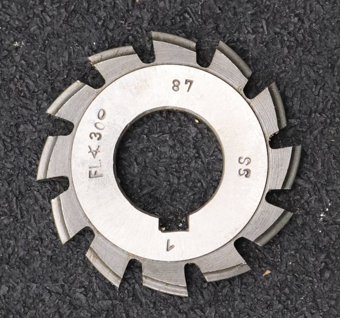 Bild des Artikels DOLD-Zahnformfräser-m=-0,75mm-No.-2-für-Z=-14-16-EGW-15°-LKN-gear-profile-cutter