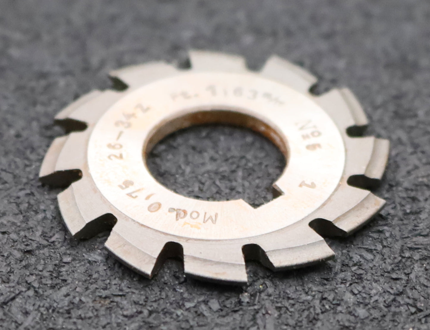 Bild des Artikels DOLD-Zahnformfräser-m=-0,75mm-No.-5-für-Z=-26-34-EGW-15°-LKN-gear-profile-cutter