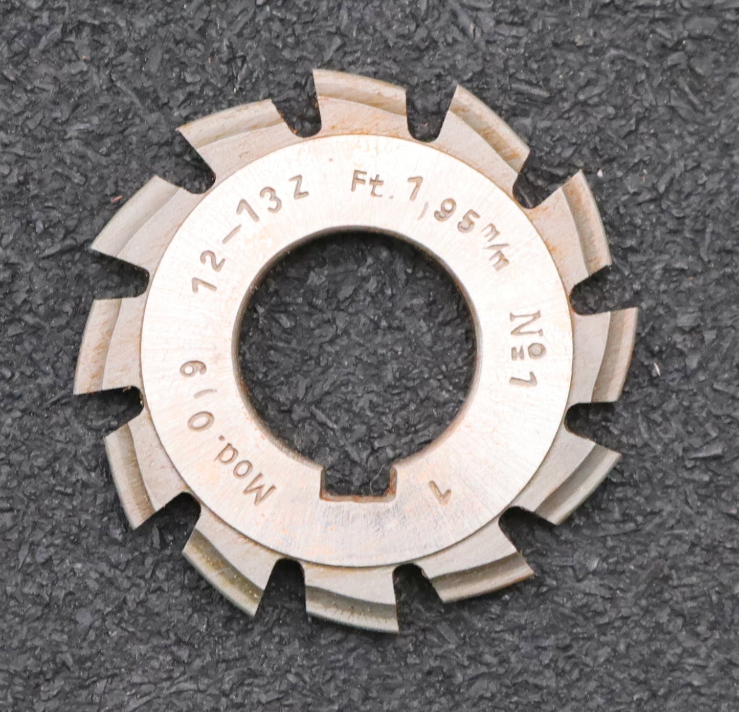 Bild des Artikels DOLD-Zahnformfräser-m=-0,9mm-No.-1-für-Z=-12-13-EGW-15°-gear-profile-cutter