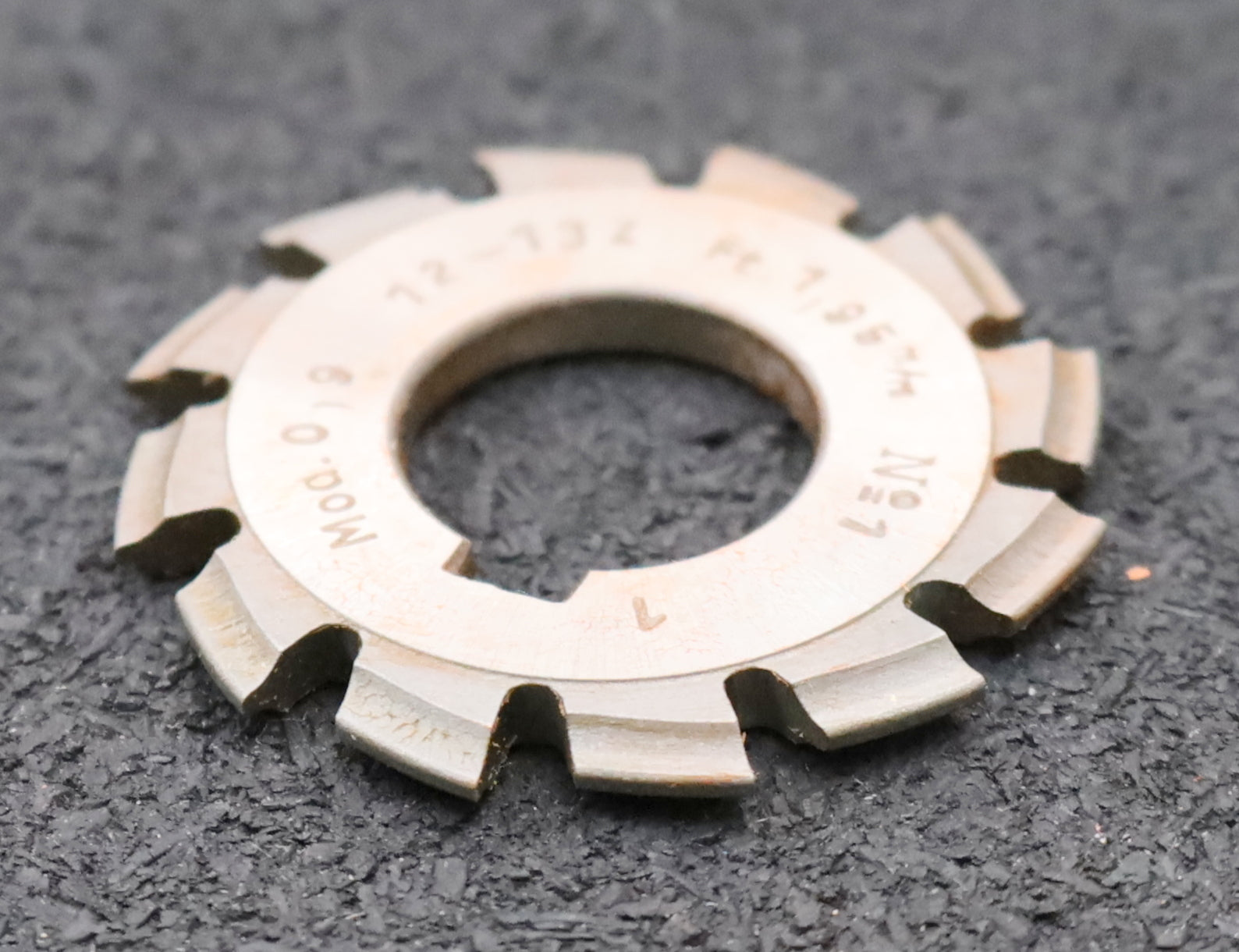 Bild des Artikels DOLD-Zahnformfräser-m=-0,9mm-No.-1-für-Z=-12-13-EGW-15°-gear-profile-cutter