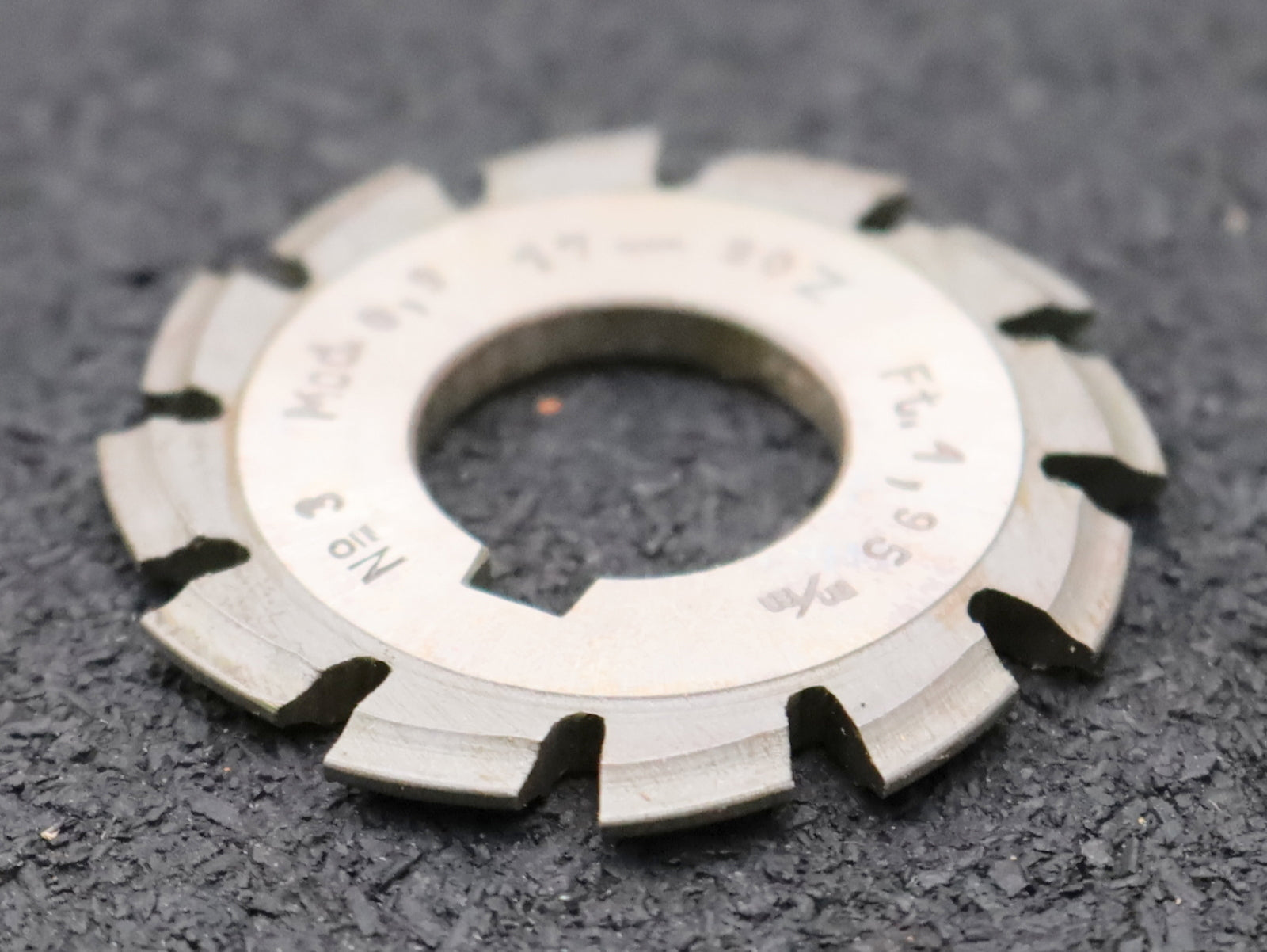 Bild des Artikels DOLD-Zahnformfräser-m=-0,9mm-No.-3-für-Z=-17-20-EGW-15°-gear-profile-cutter