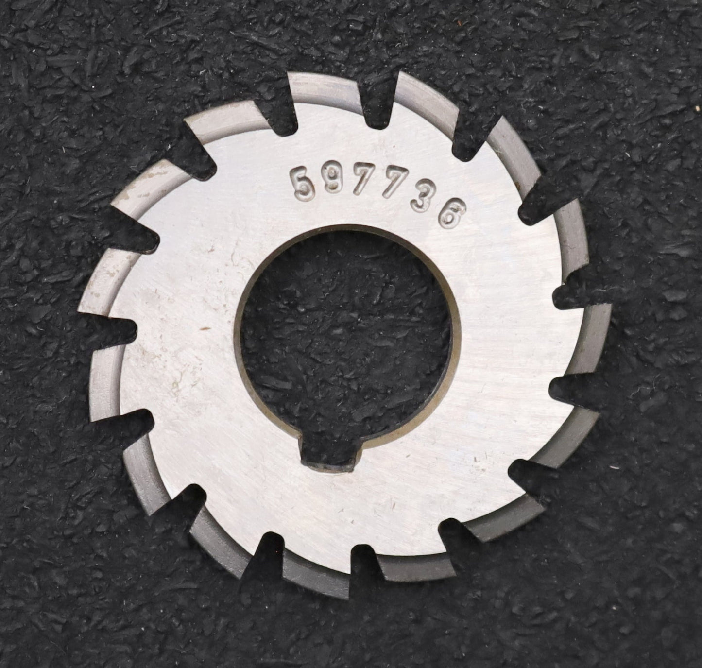 Bild des Artikels DOLD-Zahnformfräser-m=-0,8mm-No.-8-für-Z=-135-00-EGW-20°-gear-profile-cutter