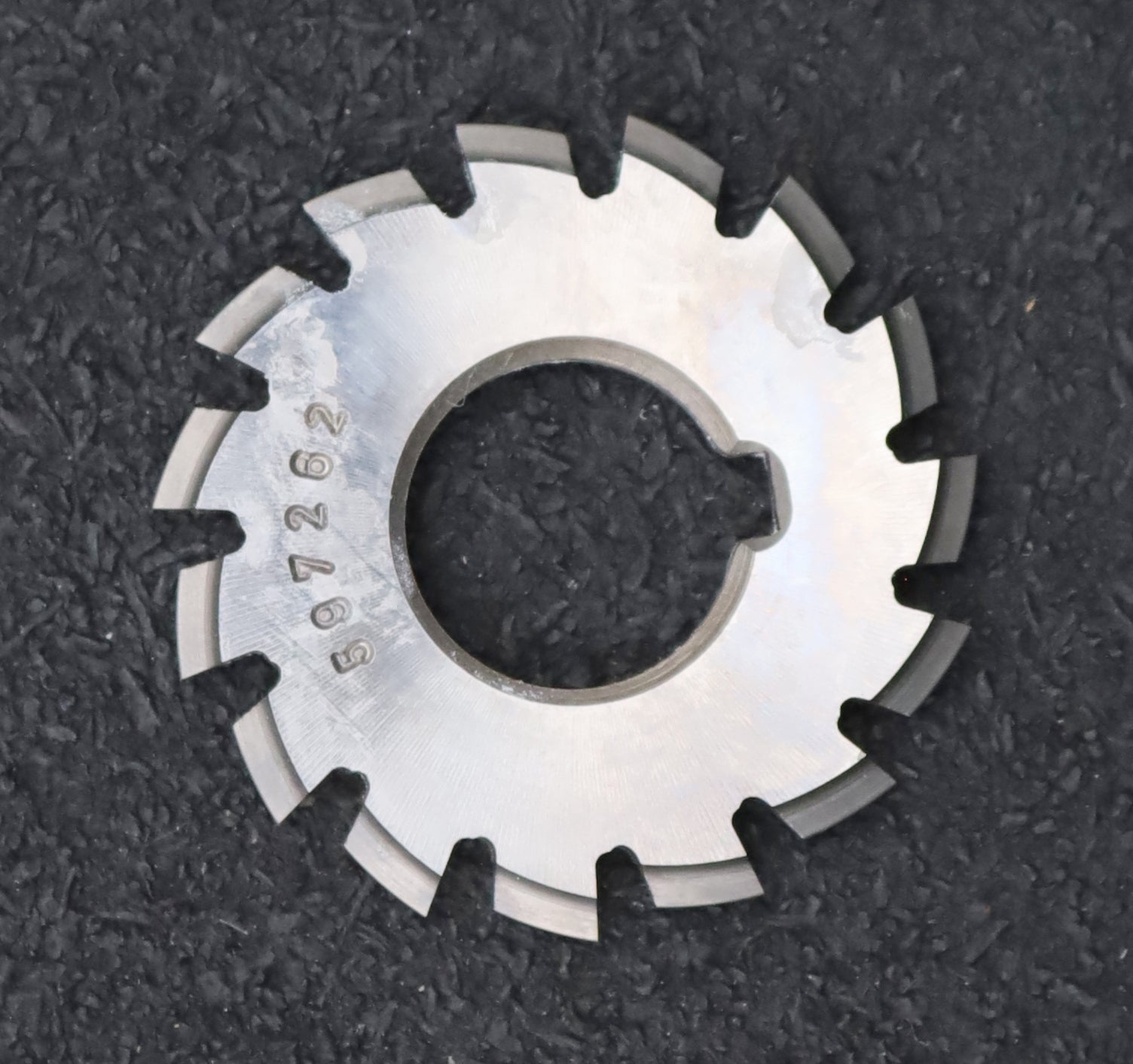 Bild des Artikels DOLD-Zahnformfräser-m=-0,7mm-No.-8-für-Z=-135-00-EGW-20°-gear-profile-cutter