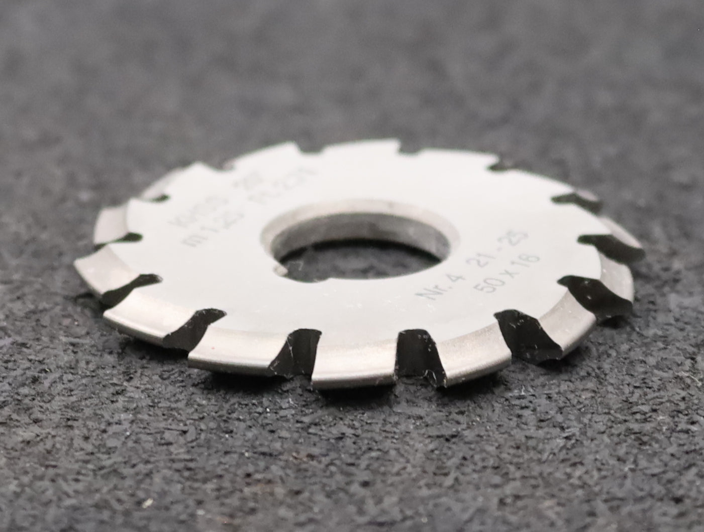 Bild des Artikels DOLD-Zahnformfräser-m=-1,25mm-No.-4-für-Z=-21-25-EGW-20°-gear-profile-cutter