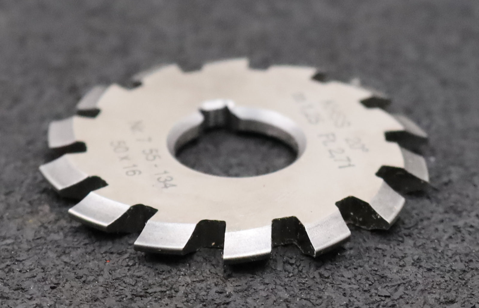 Bild des Artikels DOLD-Zahnformfräser-m=-1,25mm-No.-7-für-Z=-55-134-EGW-20°-gear-profile-cutter