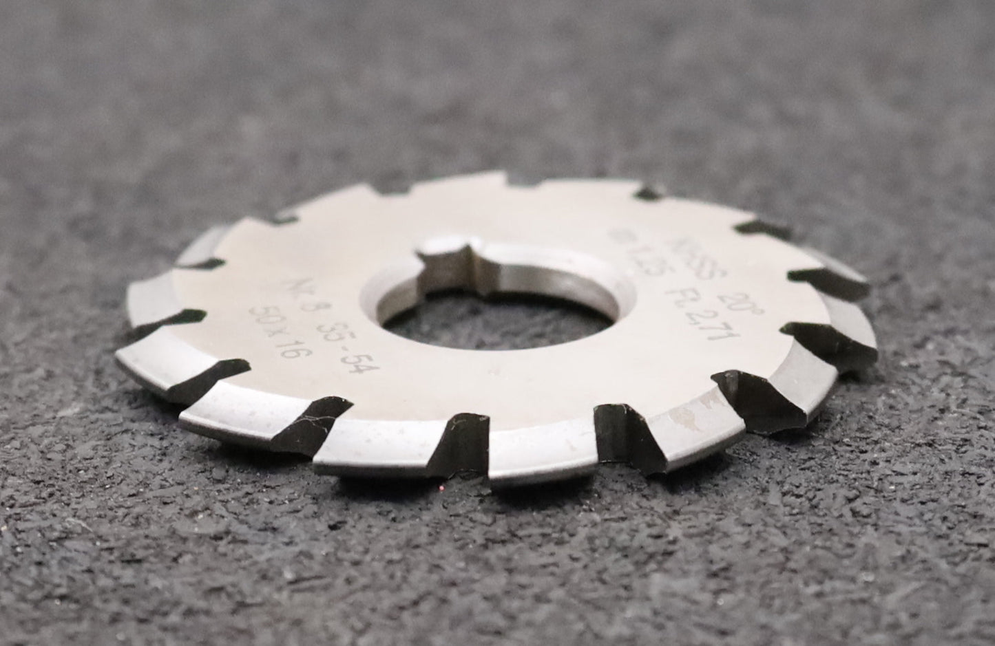 Bild des Artikels DOLD-Zahnformfräser-m=-1,25mm-No.-8-für-Z=-135-00-EGW-20°-gear-profile-cutter