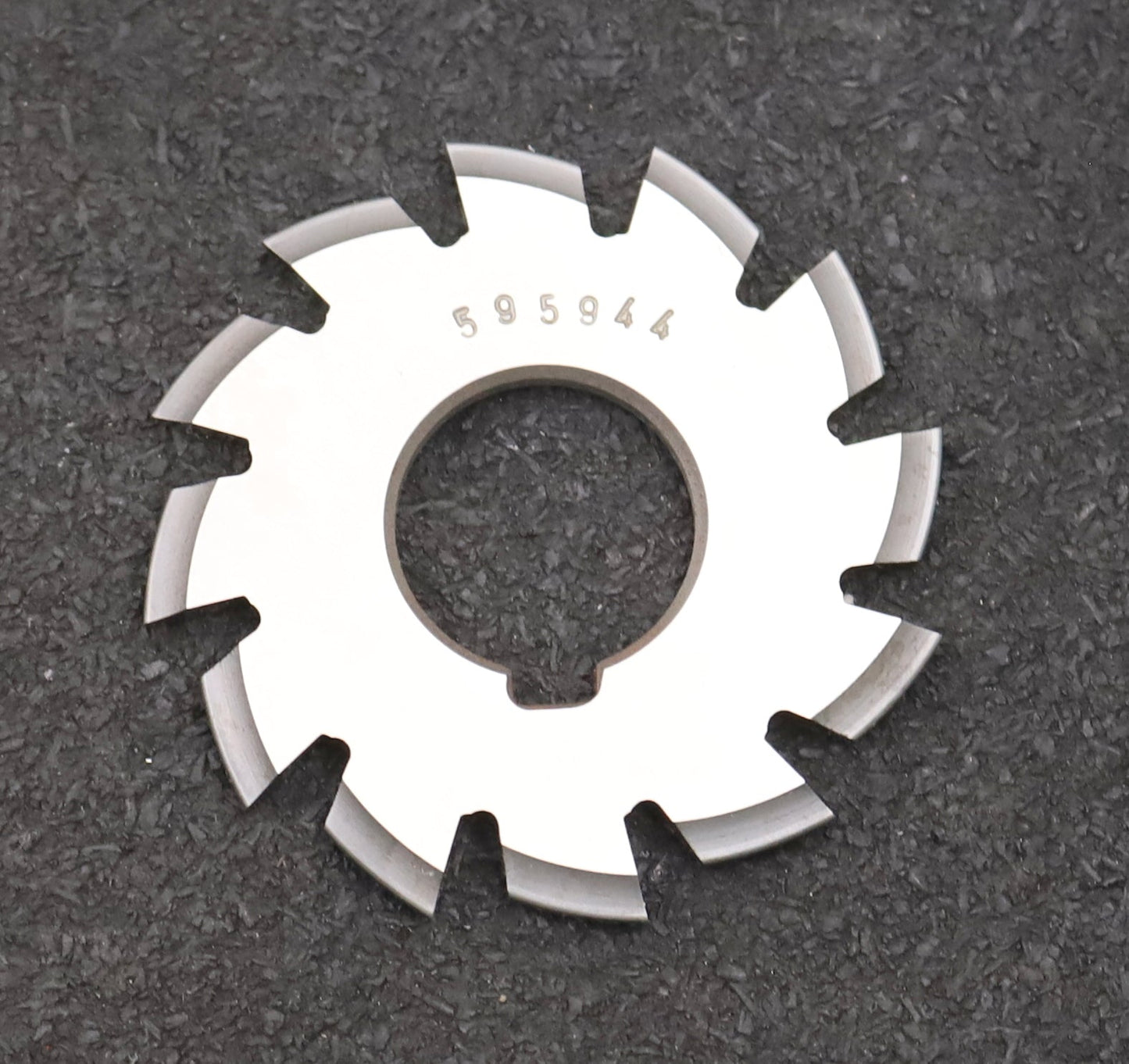 Bild des Artikels DOLD-Zahnformfräser-m=-1,5mm-No.-5-für-Z=-26-34-EGW-20°-LKN-gear-profile-cutter