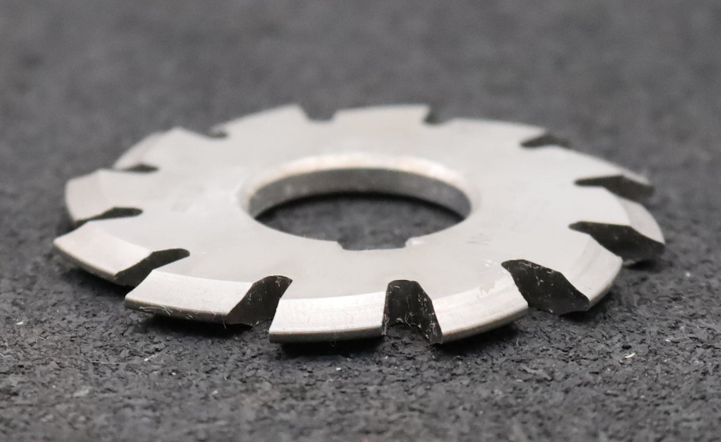 Bild des Artikels DOLD-Zahnformfräser-m=-1,5mm-No.-6-für-Z=-35-54-EGW-20°-gear-profile-cutter