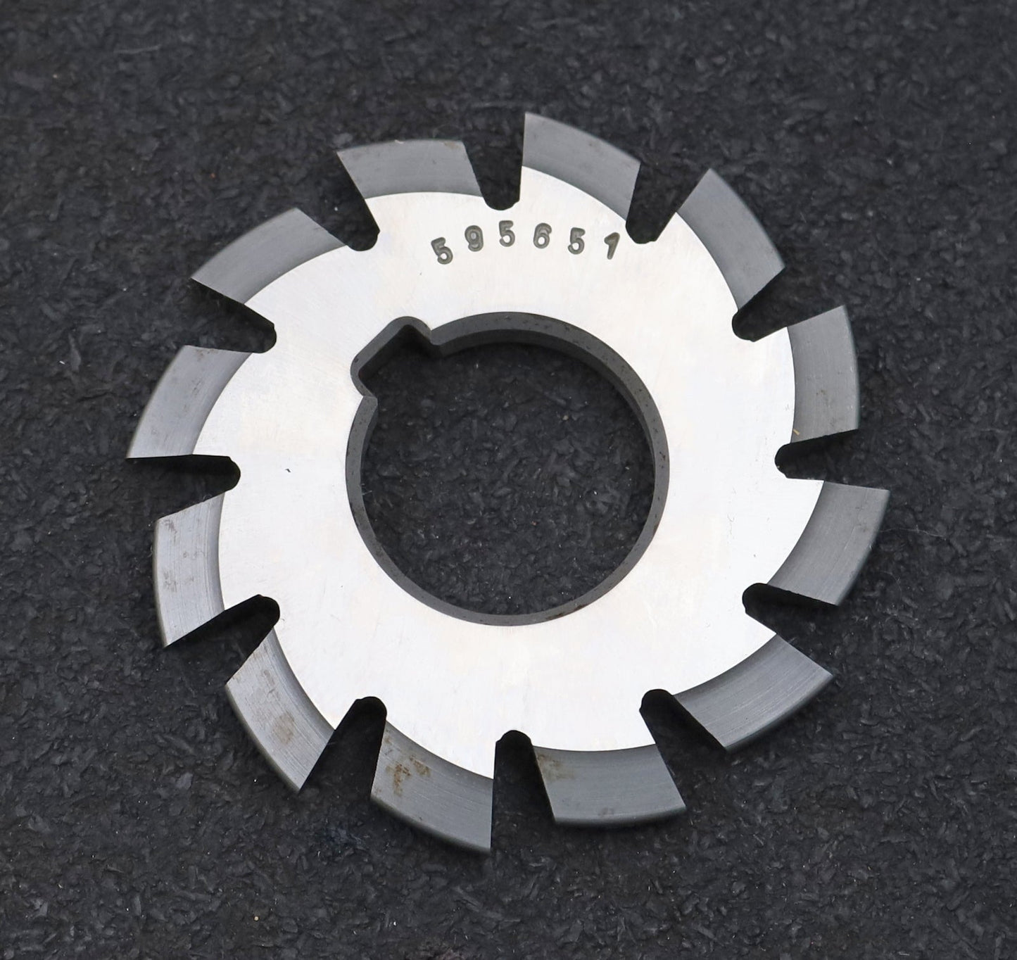 Bild des Artikels DOLD-Zahnformfräser-m=-2,75mm-No.-8-für-Z=-135-00-EGW-20°-gear-profile-cutter