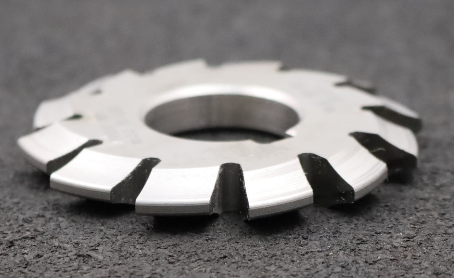 Bild des Artikels DOLD-Zahnformfräser-m=-3mm-No.-6-für-Z=-35-54-EGW-20°-gear-profile-cutter