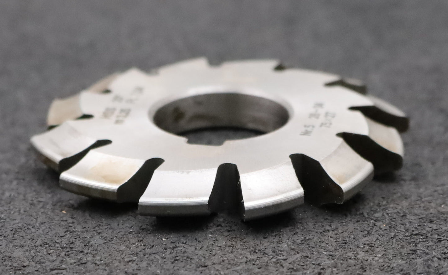 Bild des Artikels DOLD-Zahnformfräser-m=-3,25mm-No.-5-für-Z=-26-34-EGW-20°-gear-profile-cutter